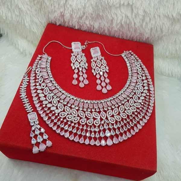 Choker Set