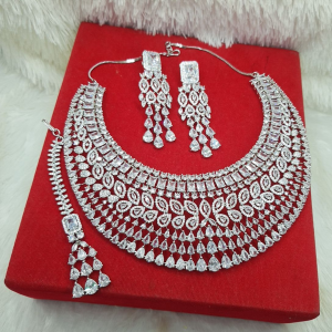 Choker Set