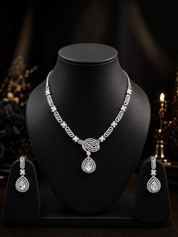 WhatsApp Image 2026-08-11 at 12.40.44 PM Necklace set