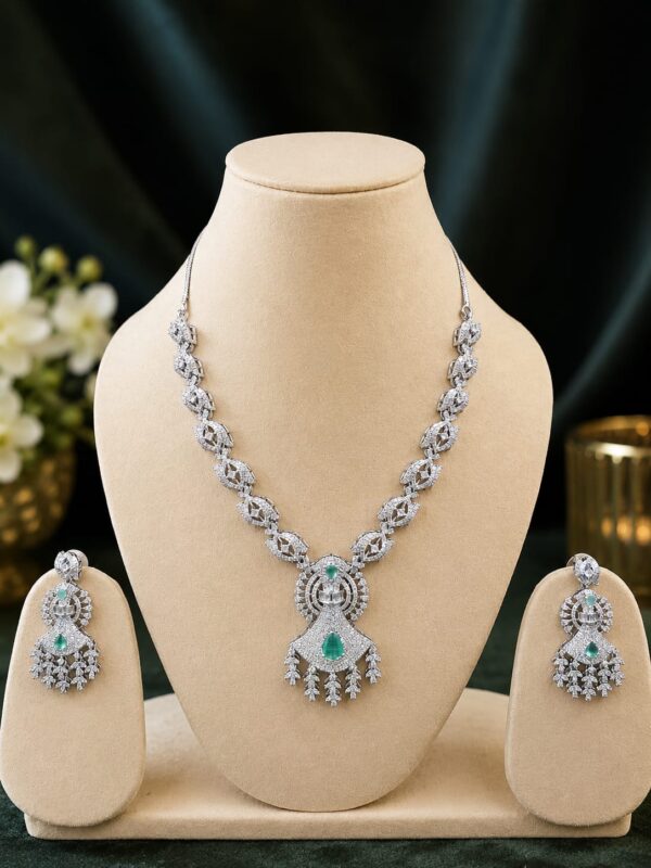 WhatsApp Image 2026-08-26 at 11.47.01 AM (1) Necklace Set